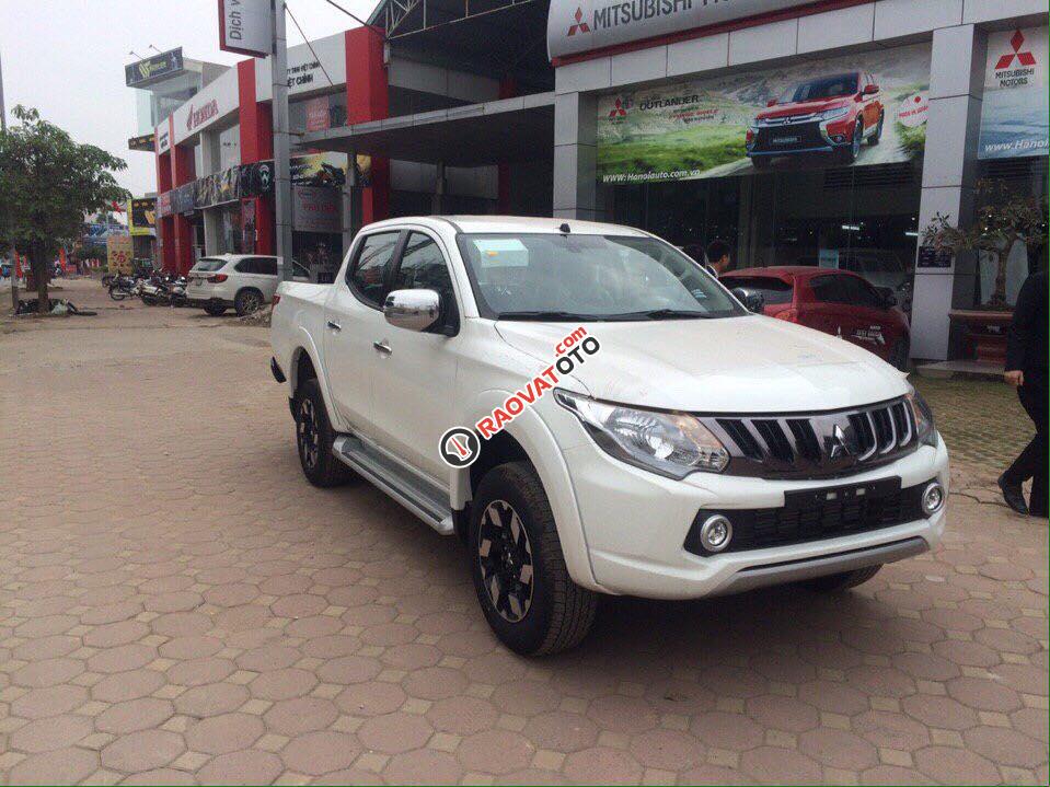 Bán xe Mitsubishi Triton 4x4AT đời 2017, màu trắng, nhập khẩu nguyên chiếc, giá chỉ 779 triệu-0