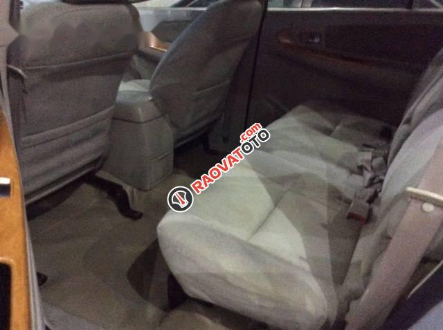 Bán Toyota Innova G đời 2010, màu bạc-5