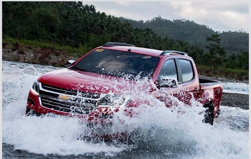 Bán Chevrolet Colorado năm 2017, màu đỏ, nhập khẩu nguyên chiếc, 619 triệu-2