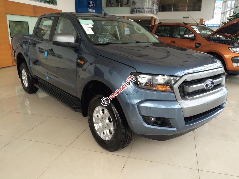 Ford Ranger XLS 2.2L 4x2MT giá sốc, đủ màu, giao xe ngay. Liên hệ: 0933.156.222-3