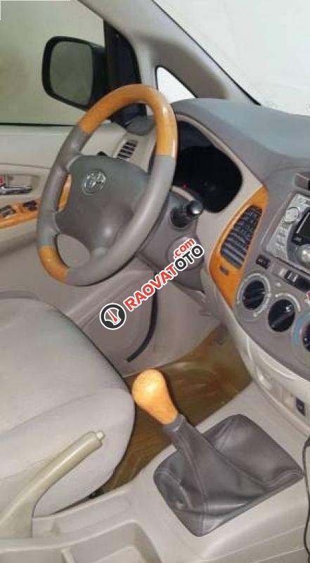 Bán Toyota Innova G đời 2010, màu bạc chính chủ, 378 triệu-2