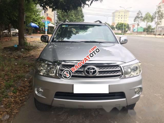 Bán Toyota Fortuner 2.5 MT đời 2009, màu bạc số sàn-5