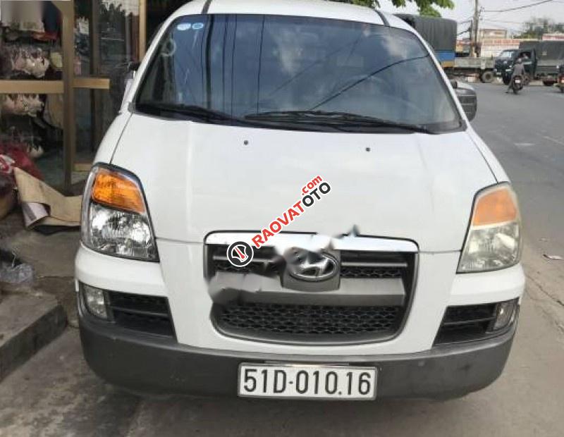 Bán ô tô Hyundai Starex Van 2.5 MT sản xuất 2005, màu trắng, nhập khẩu, giá chỉ 288 triệu-0