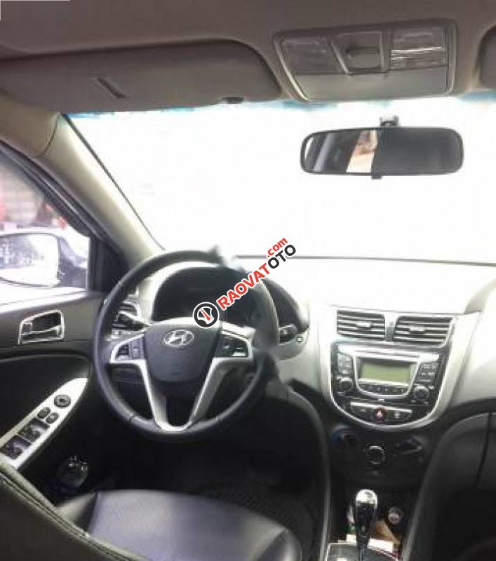 Bán xe Hyundai Accent đời 2012, màu bạc, xe nhập-1