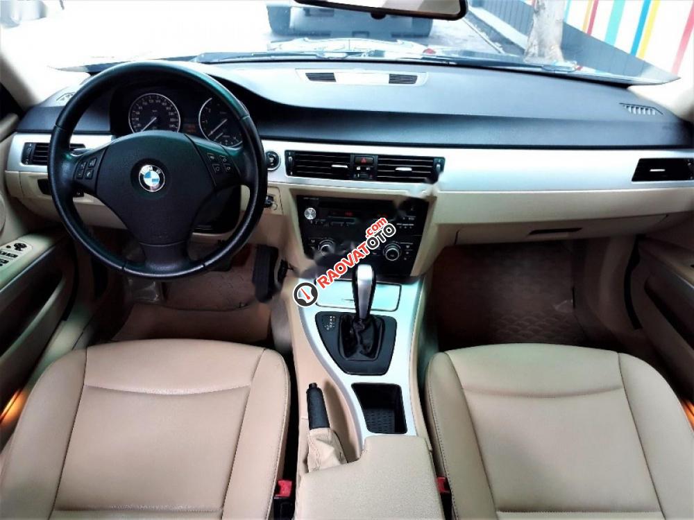 Bán BMW 3 Series 320i đời 2010, màu đen, nhập khẩu nguyên chiếc số tự động, giá 590tr-7