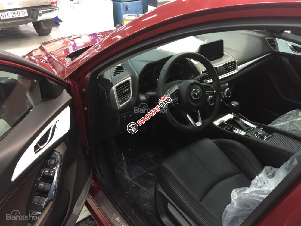 Mazda 3 Facelift 2017 thanh toán 180 triệu - lăn bánh-0