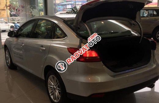 Liên hệ: 0908869497 - Bán Ford Focus Trend 2018 - hỗ trợ trả góp đến 80%-24