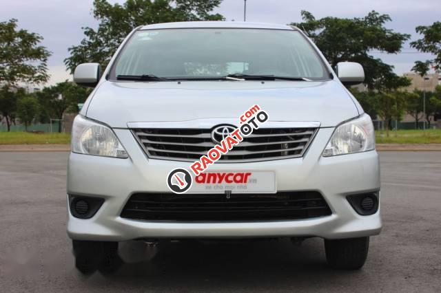 Cần bán lại xe Toyota Innova E 2.0MT năm 2013-1