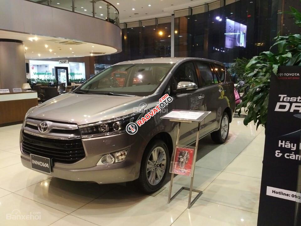 Đại Lý Toyota Mỹ Đình bán Toyota Innova 2.0E 2017 giá tốt - Hotline: 0973.306.136-0