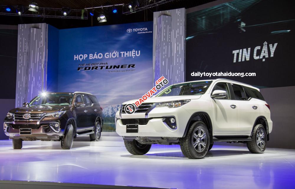 Toyota Hải Dương bán Fortuner 2.7V nhập khẩu, hỗ trợ trả góp 80%, đủ màu - LH: 096.131.4444 Ms. Hoa-8