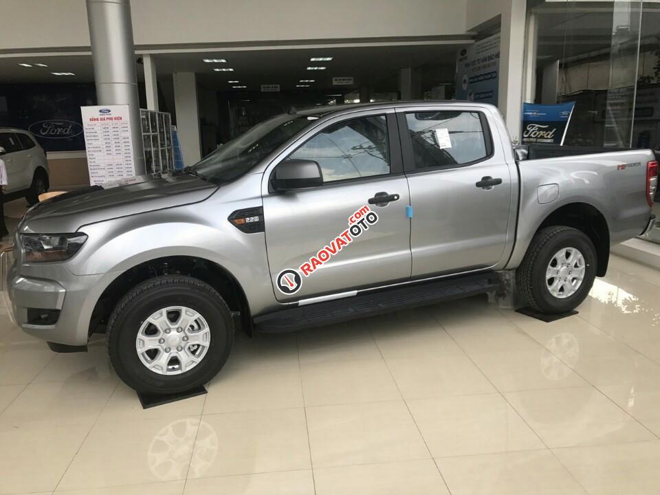 Ford An Đô bán Ford Ranger XLS 4X2 MT đời 2017 nhiều màu, giá rẻ nhất, trả góp 80% tại Hà Nội-0