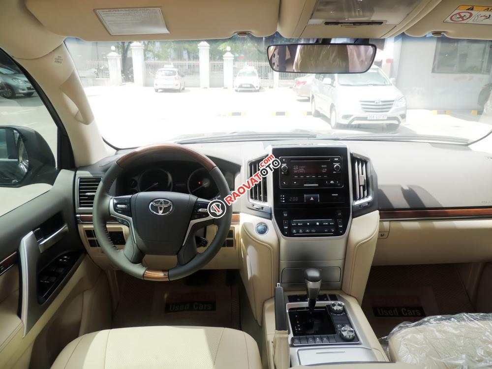 Toyota Landcruiser đen, full option, 2017 - Cập nhật lô xe tháng 4 - Đại Lý Toyota Mỹ Đình/ hotline: 0973.306.136-6