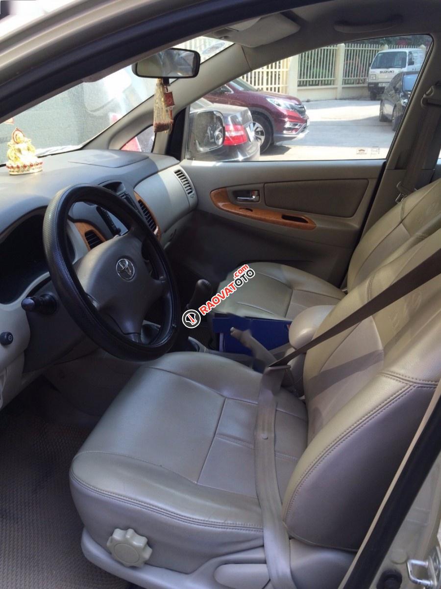 Bán ô tô Toyota Innova G đời 2010, chính chủ-7