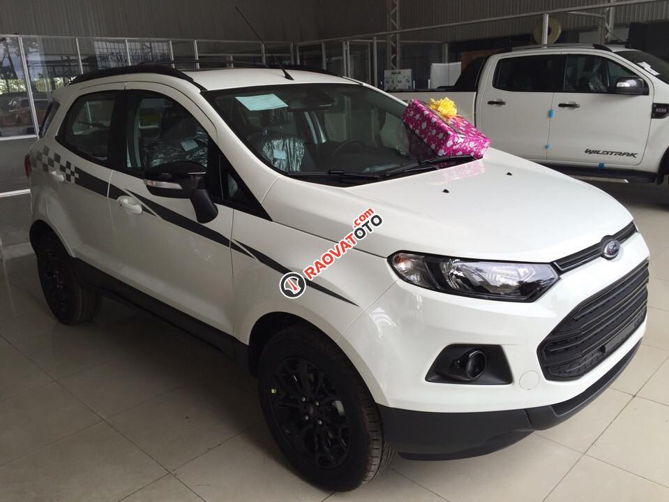 Mua xe Ford Ecosport Titanium SVP 2017 hỗ trợ vay 80%/6 năm. LH: 093 1234 768-3