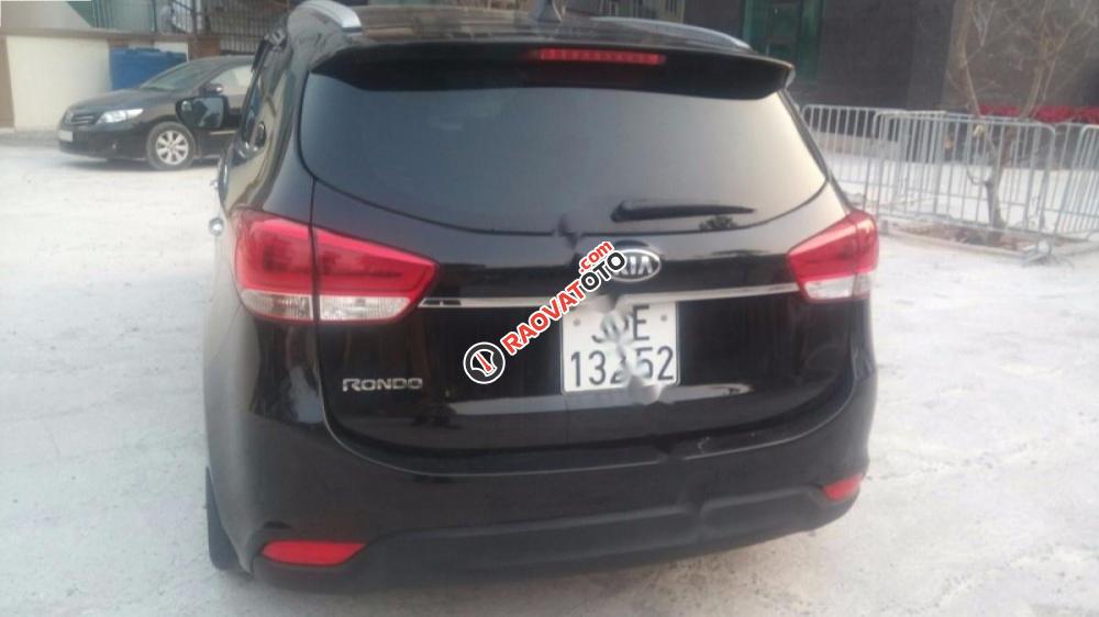 Bán xe Kia Rondo đời 2015, màu đen, giá tốt-2