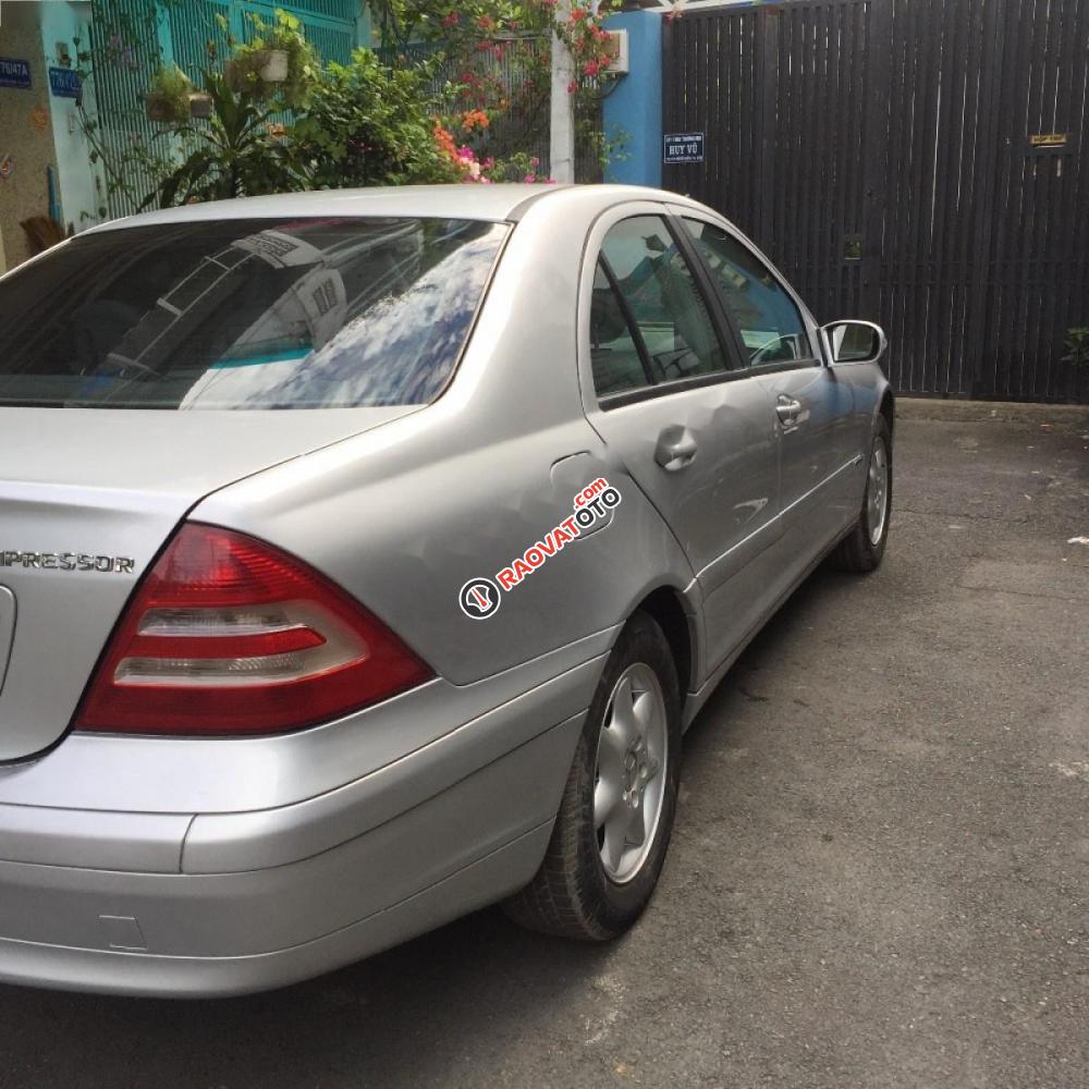 Bán Mercedes C180 Kompressor đời 2004, màu bạc chính chủ, giá chỉ 240 triệu-7