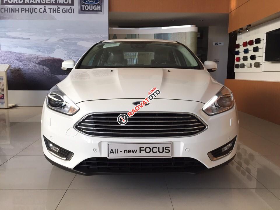 Liên hệ: 0908869497 -Bán Ford Focus model 2018, mới 100%, giá tốt nhất, có xe giao ngay đủ màu, hỗ trợ trả góp đến 80%-0