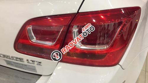 Bán Chevrolet Cruze 1.8 AT 2016 số tự động giá cạnh tranh-6
