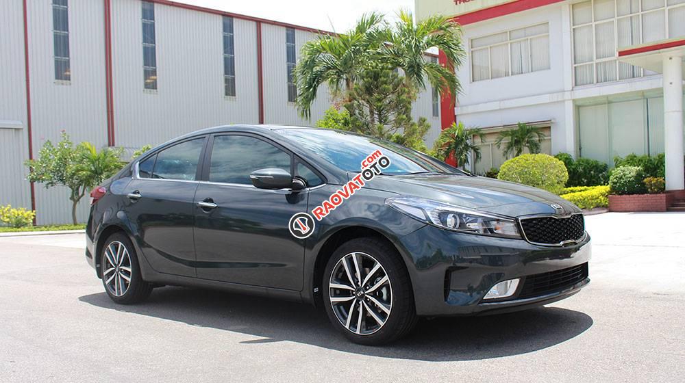 Cần bán Kia Cerato 1.6AT đời 2018, màu xanh, giá tốt tại Phú Thọ 0989.240.241-1