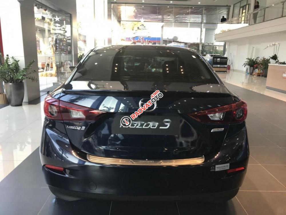 Bán ô tô Mazda 3 1.5L Facelift đời 2017, màu xanh lam-0