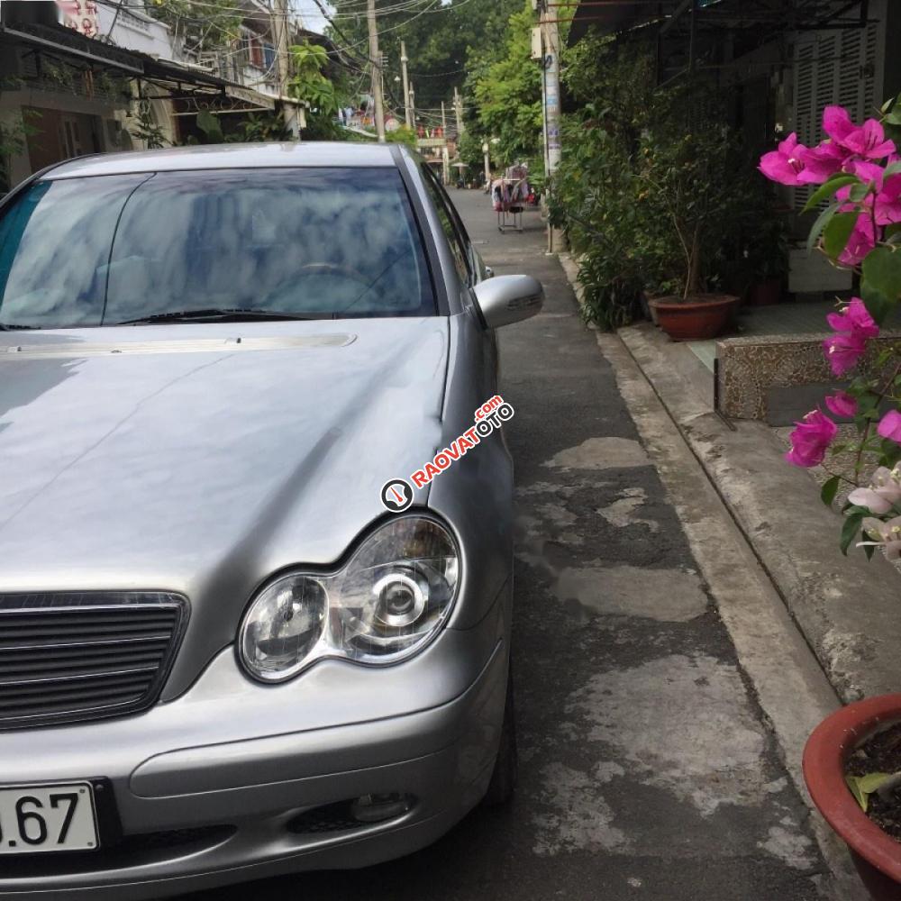 Bán Mercedes C180 Kompressor đời 2004, màu bạc chính chủ, giá chỉ 240 triệu-3