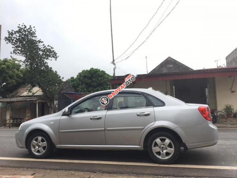 Cần bán Chevrolet Lacetti 1.6 sản xuất 2012, giá tốt-1