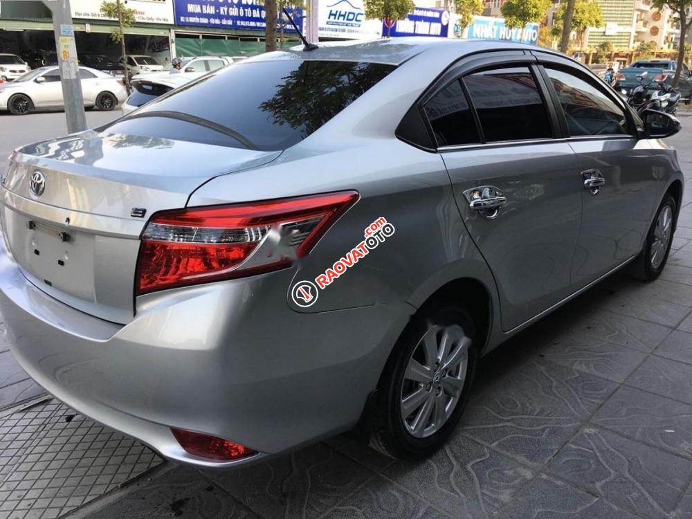 Cần bán gấp Toyota Vios 2016, màu bạc-5