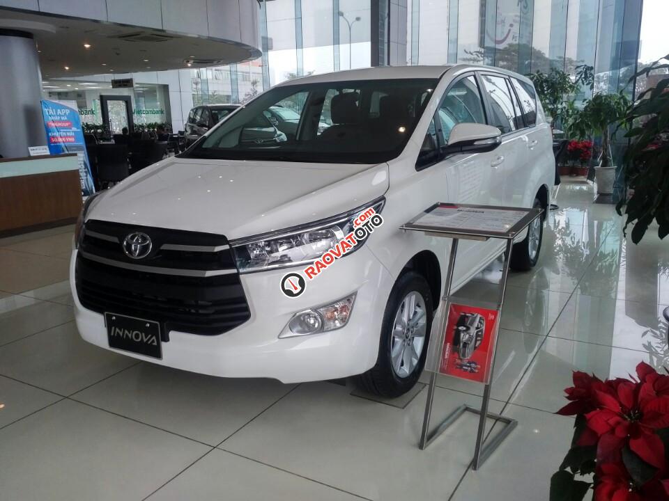 Toyota Innova 2.0E đồng ánh kim - Cập nhật lô xe 7/2017 - Đại lý Toyota Mỹ Đình/ Hotline: 0973.306.136-16