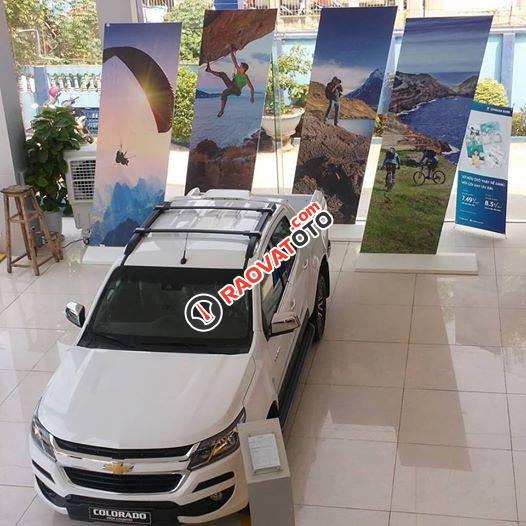 Chevrolet Colorado HC 2.8 2017, giảm ngay 30 tr, vay tối đa trả trước 10%, bảo hành 3 năm, LH Nhung 0907.148.849-0