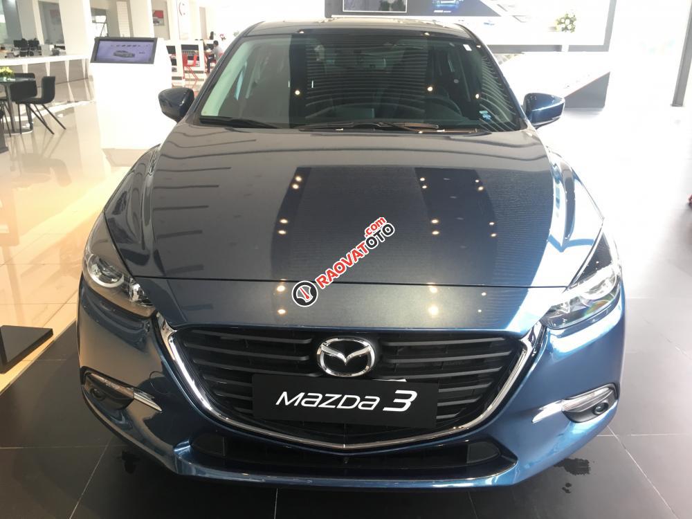 Bán xe Mazda 3 ô tô giá rẻ nhất thị trường. Hỗ trợ trả góp liên tục-0