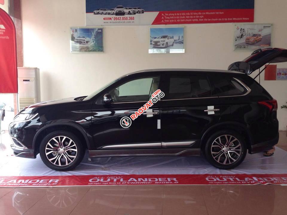 Bán Mitsubishi Outlander All New 2017, xe nhập Nhật, giao xe ngay, đủ màu, liên hệ: 094 667 0103-2