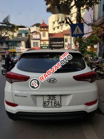 Chính chủ bán Hyundai Tucson đời 2016, màu trắng-2