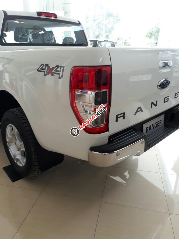 An Đô Ford giảm giá cho dòng xe Ranger XLT 4X4, LH: 0962028368-5