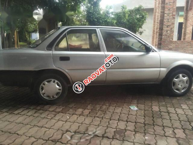 Cần bán Toyota Corolla đời 1993-1