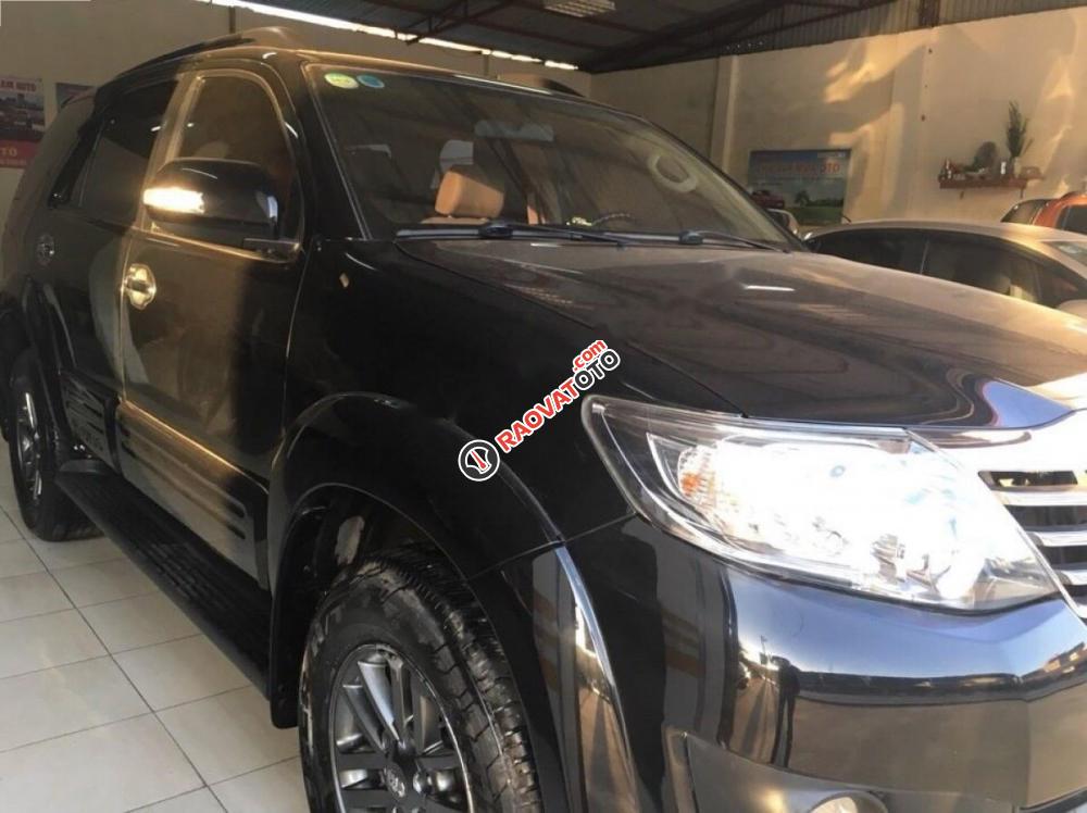 Bán Toyota Fortuner 2014, màu đen số tự động, giá cạnh tranh-4