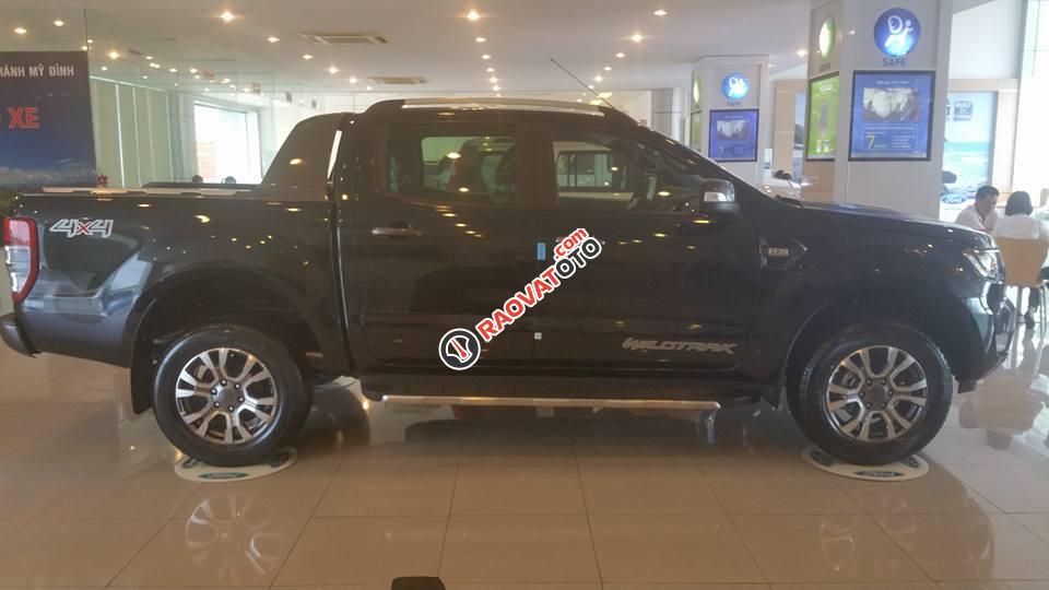 Bán Ford Ranger Wildtrak đời 2017, màu đen, xe nhập, giao xe ngay 0961917516-0