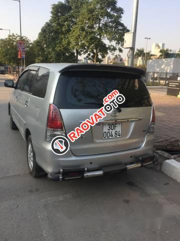 Chính chủ bán Toyota Innova G đời 2010, màu bạc-2