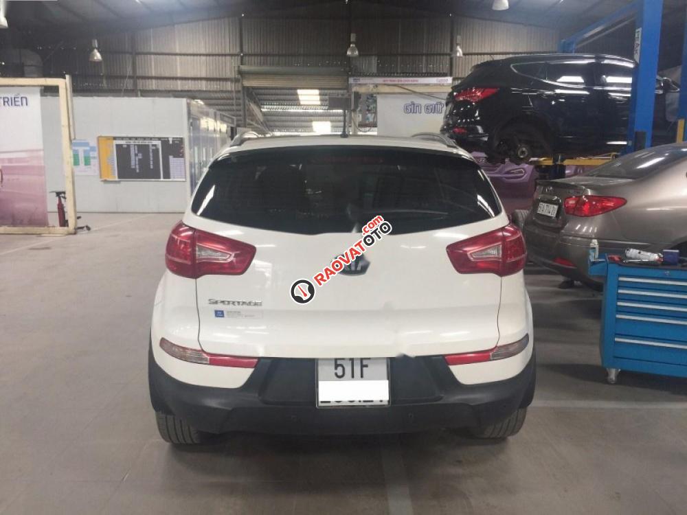 Bán ô tô Kia Sportage sản xuất 2013, màu trắng, nhập khẩu xe gia đình, giá tốt-0