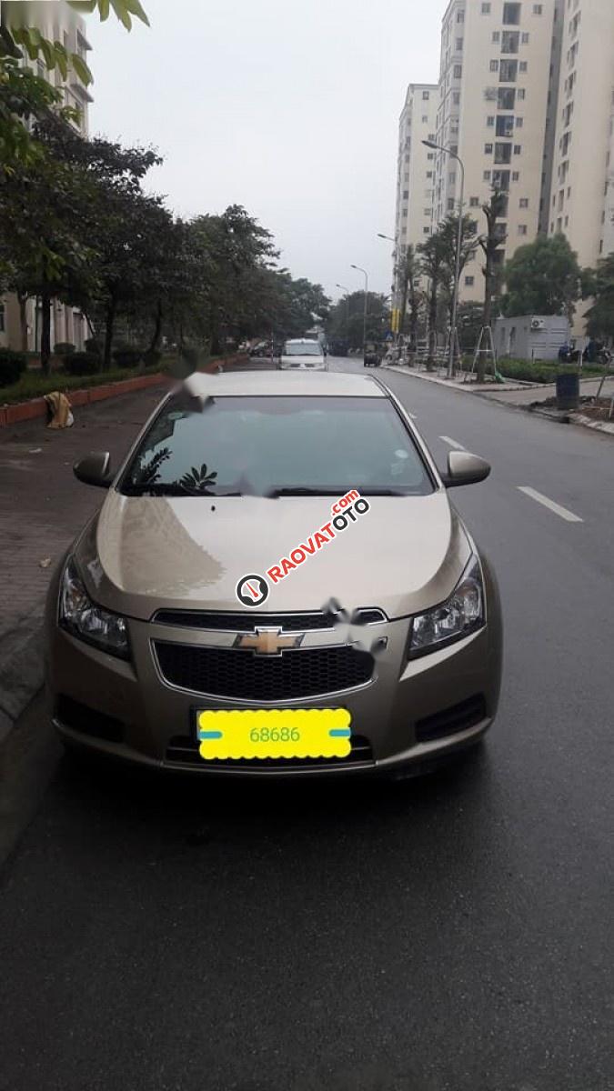 Cần bán gấp Chevrolet Cruze đời 2011, màu vàng còn mới, 355 triệu-4