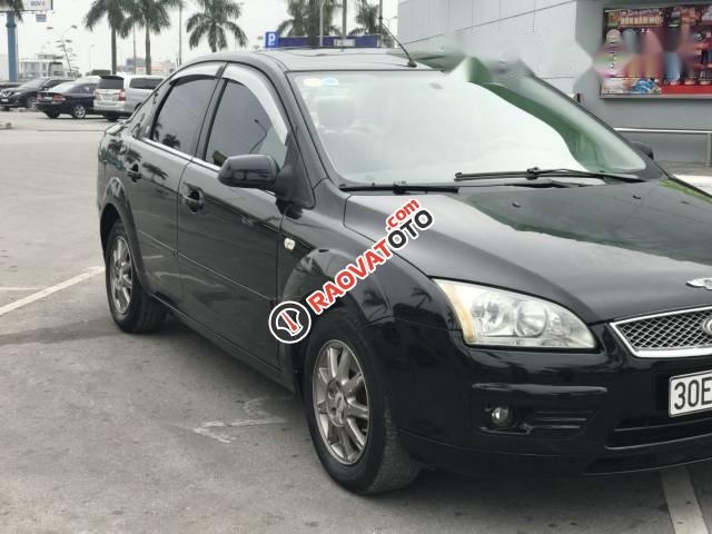 Bán ô tô Ford Focus 2.0 đời 2005, màu đen đẹp như mới-2