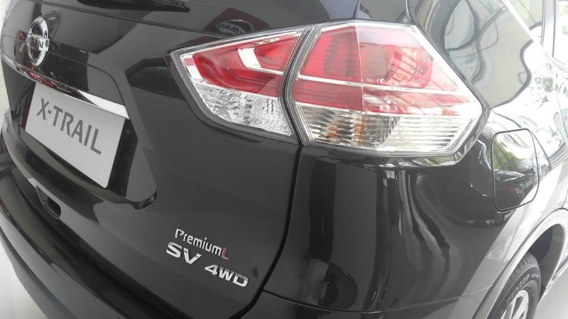 Bán xe Nissan X trail đời 2017, màu đen, nhập khẩu nguyên chiếc-7