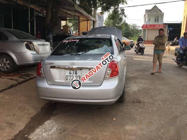 Cần bán Chevrolet Lacetti MT năm 2009, màu bạc-0