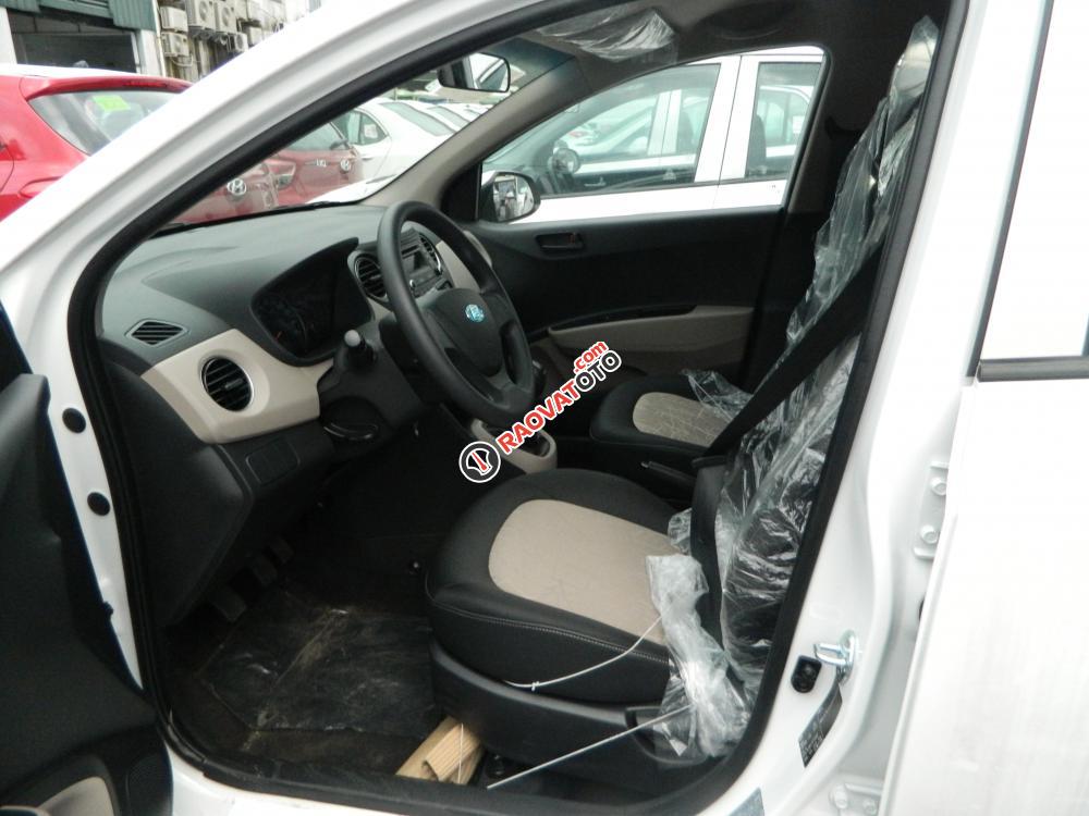 Bán Hyundai Grand I10 1.0 MT 2016 Base, nhập khẩu chính hãng, xe mới 100% giao ngay, thanh toán 6,1 triệu/tháng-4