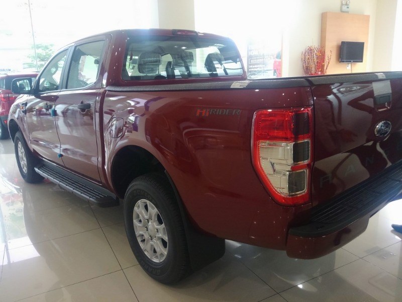 Bán ô tô Ford Ranger đời 2017, màu đỏ, nhập khẩu nguyên chiếc, giá cạnh tranh-5