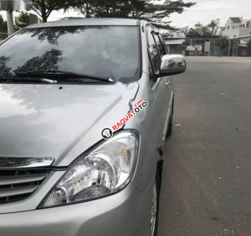 Bán Toyota Innova G đời 2010, màu bạc, giá 407tr-1