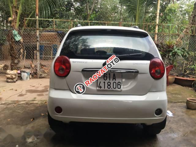 Chính chủ bán xe Chevrolet Spark đời 2009, màu trắng-1