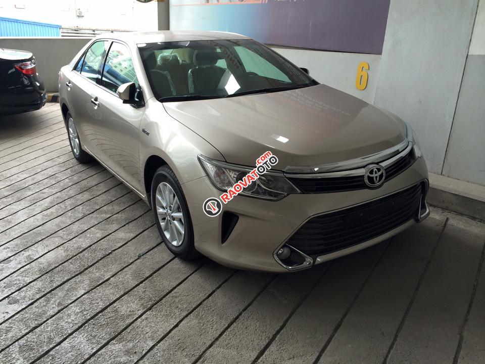 Cần bán Toyota Camry 2.5Q đời 2018, hỗ trợ ngân hàng với ưu đãi cao, liên hệ em Hùng 0911.404.101-6