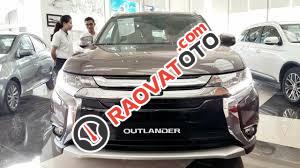 Báo giá Outlander tại Huế, xe nhập khẩu Nhật Bản, Lh Quang 0905596067 giao xe nhanh, hỗ trợ vay đến 80 %-4