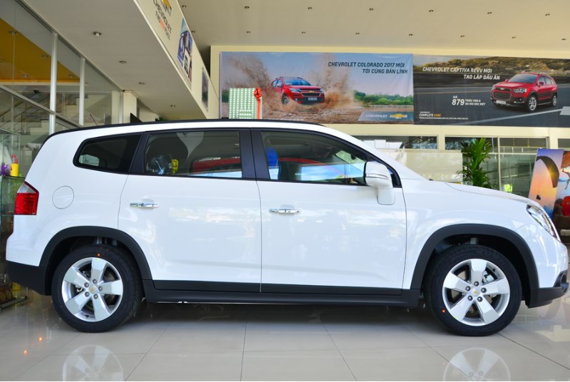 Bán Chevrolet Orlando sản xuất 2017, màu trắng, xe nhập, giá chỉ 699 triệu-3