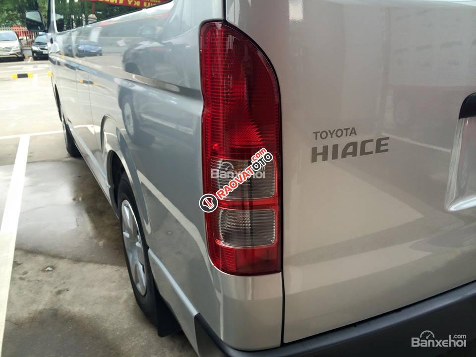 Toyota Hiace 2017 - Máy xăng, máy dầu, hỗ trợ mua xe trả góp - Toyota Mỹ Đình/ Hotline: 0973.306.136-12